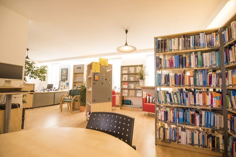 Bibliothek IFKV Bad Dürkheim